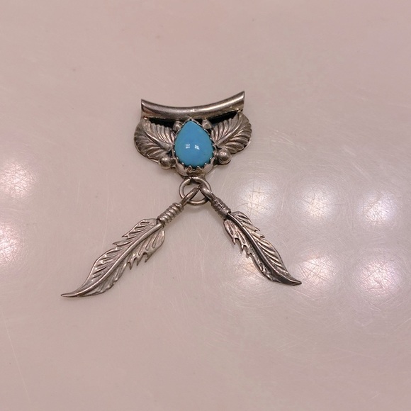 Vintage Jewelry - Vintage Navajo dangling feathers slide pendant